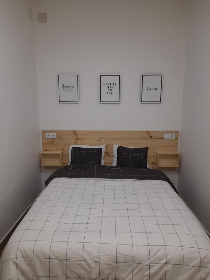 Appartement Las Tres Llaves à Barcience Extérieur photo